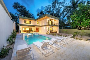Casa Agave Luxury Vacation Home Awaits