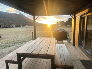 DECK 1