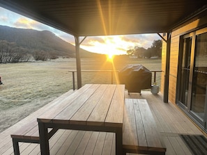 DECK 1