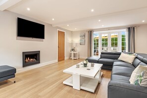 The lounge at Oxwich Retreat, Gower