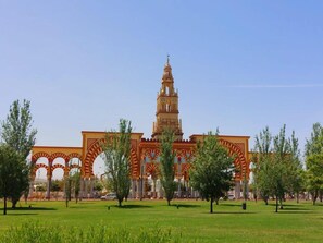 Nearby landmark