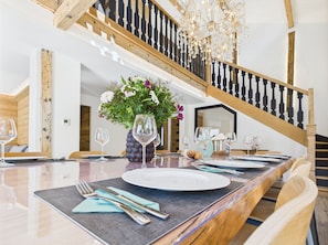 Dining room (2)