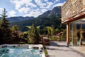 warm jacuzzi outside 
