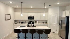 Eat in kitchen