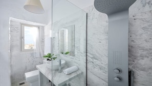 Mykonos Central Room | Superior Double Room | Double Room with Ensuite Bathroom | Garden View | Ftelia