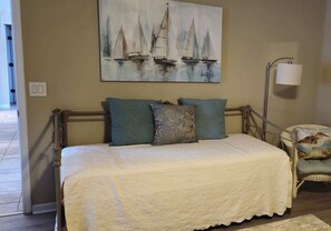 DAY BED IN MASTER BEDROOM