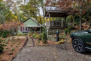 cabin 1 with hot tub