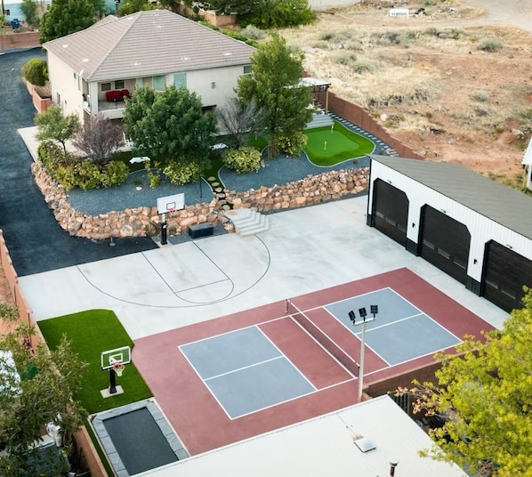 Sportplatz