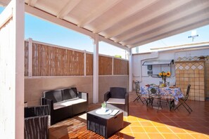 Autumn, Balcony / Terrace / Patio, Spring, Summer, Winter