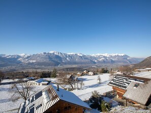 Mountainous Landforms, Snow, Mountain, Winter, Mountain Range, Hill, Highland, Glacial Landform, Landscape, House