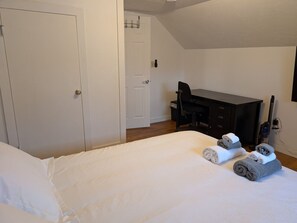 Queen Bedroom w/ 55" TV