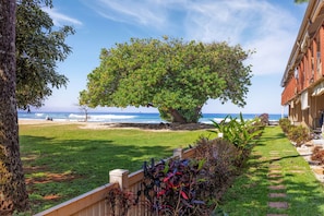 Hale Kai 110 lanai view 1