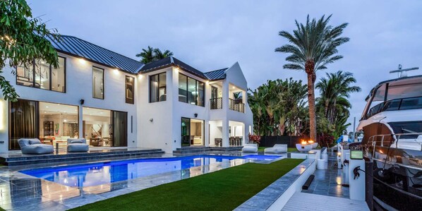 Pool
