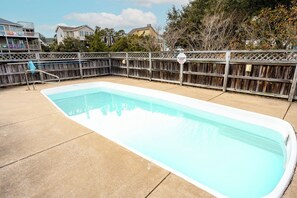 Private pool