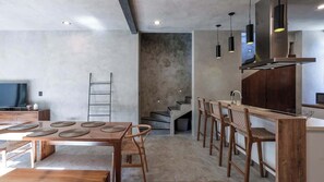 Dining Table & Kitchen Bar Counter