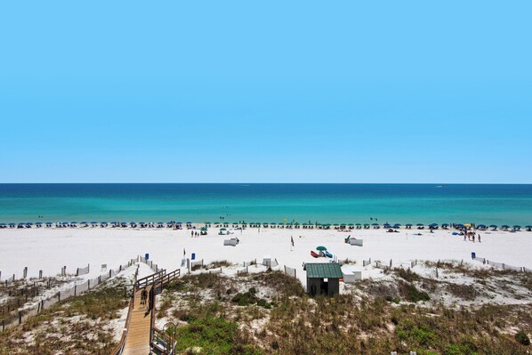 Fabulous Views!  Emerald Towers 503