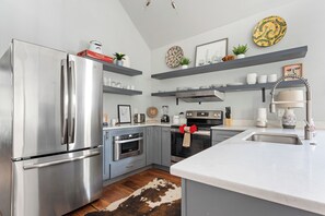 Precious Gem - Suite B | Blocks from King St