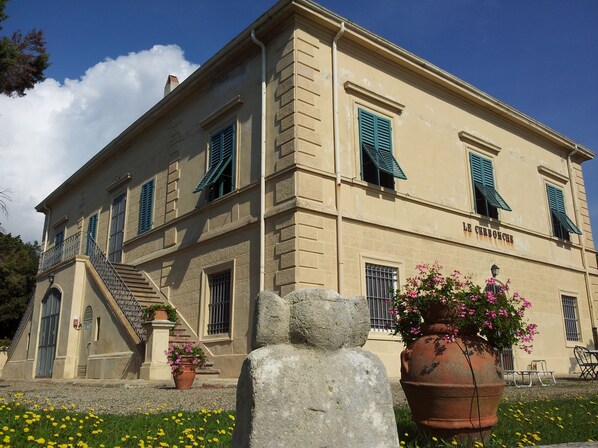 Exterior