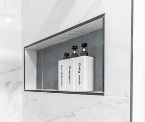 Bathroom amenities