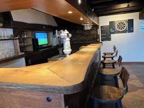 Bar (in der Unterkunft)