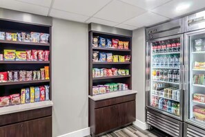 Snack Bar
