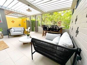 Tula Suite Driftwood Villas Outdoor (1)