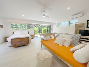 Driftwood Villas Ketuk Suite 11