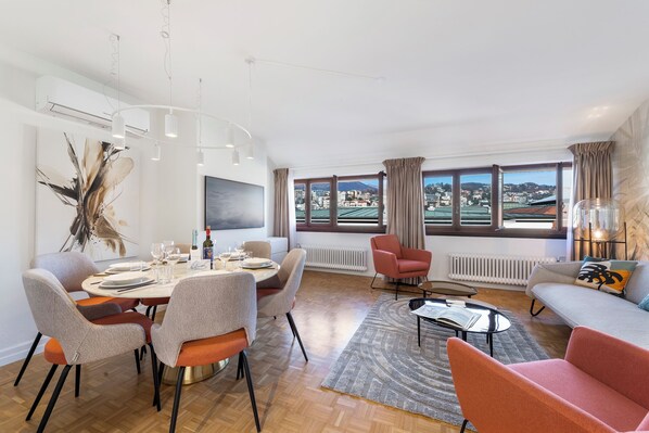 Wohn- und Esszimmer