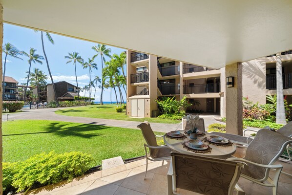 Papakea B110 Lanai 1
