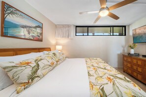 Papakea B110 Bedroom 1