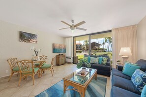 Papakea B110 Living room 1