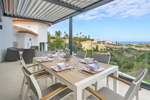 Outdoor dining area