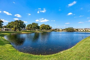 Breathtaking lake views right from the backyard!