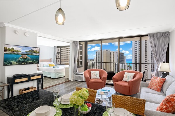 Beautiful 1 bedroom with great ocean views