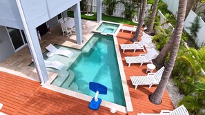 Private heated pool, hot tub, and room to roam