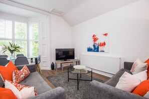 The Fordham, Durham - Host & Stay