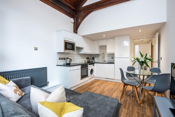 The Tunstall, Durham - Host & Stay