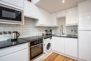 The Tunstall, Durham - Host & Stay