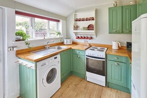 3 Elliott Terrace, Wark - Host & Stay