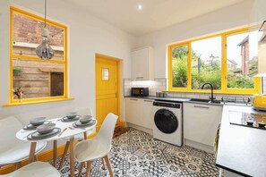 Temple Gardens, Lincoln - Host & Stay