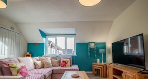 Chichester Close, Hereford - Host & Stay