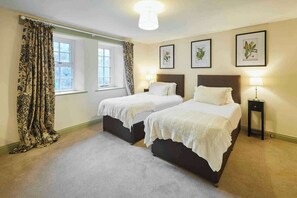 St Mary's Riverside, Egton Bridge - Host & Stay