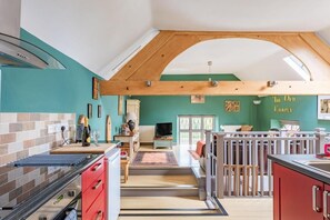Nine Ladies, Birchover - Host & Stay