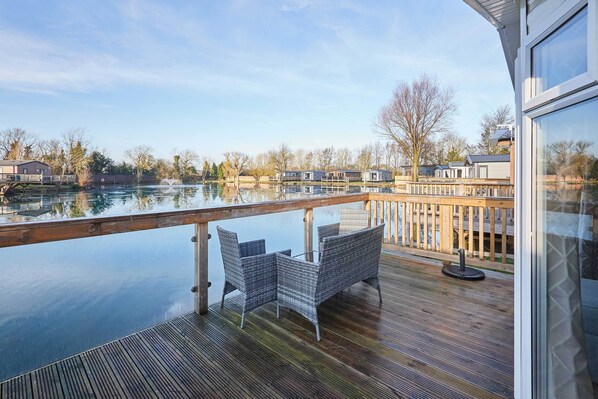 Serenity, Amotherby - Host & Stay