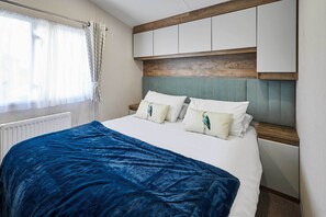 Serenity, Amotherby - Host & Stay