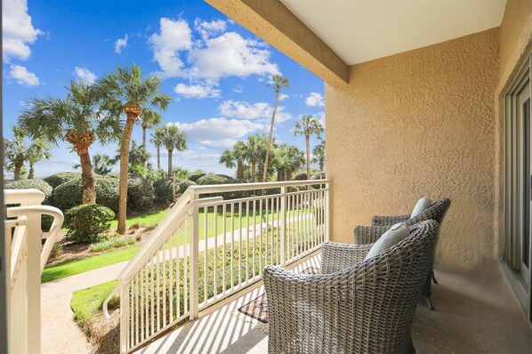 459 Captains Walk Sits Ocean Front in Palmetto Dunes