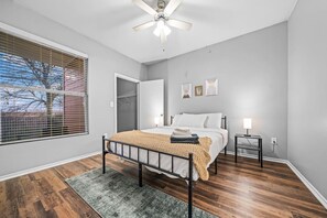 As you lie back on the queen bed, you are surrounded by elegant decor and a soothing color palette that calms the senses.