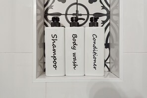 Bathroom amenities