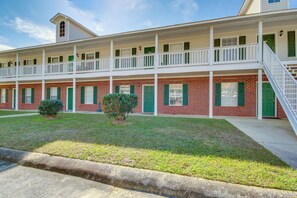 Condo Exterior | Single-Story Unit