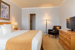 Primary bedroom with 1 King bed